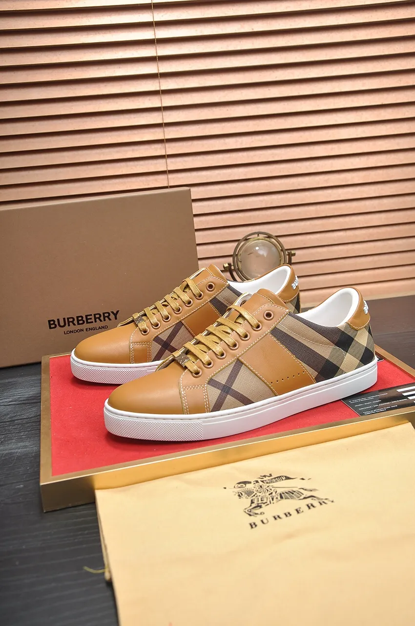 Men's shoes💰480💶[Burberry] (cowhide lining) classic low-top sneakers｜Imported cowhide with classic plaid fabric｜Cow leather lining｜Original outsole｜Fine workmanship and comfortable to wear Size: 38-44 (customized at 45)